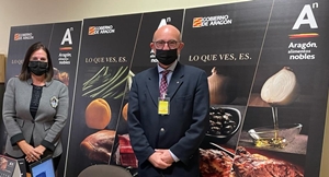 Meeting of Raúl Compés, Director of CIHEAM Zaragoza, and Carmen Urbano, General Director of Agrifood Promotion and Innovation of the Government of Aragon￼