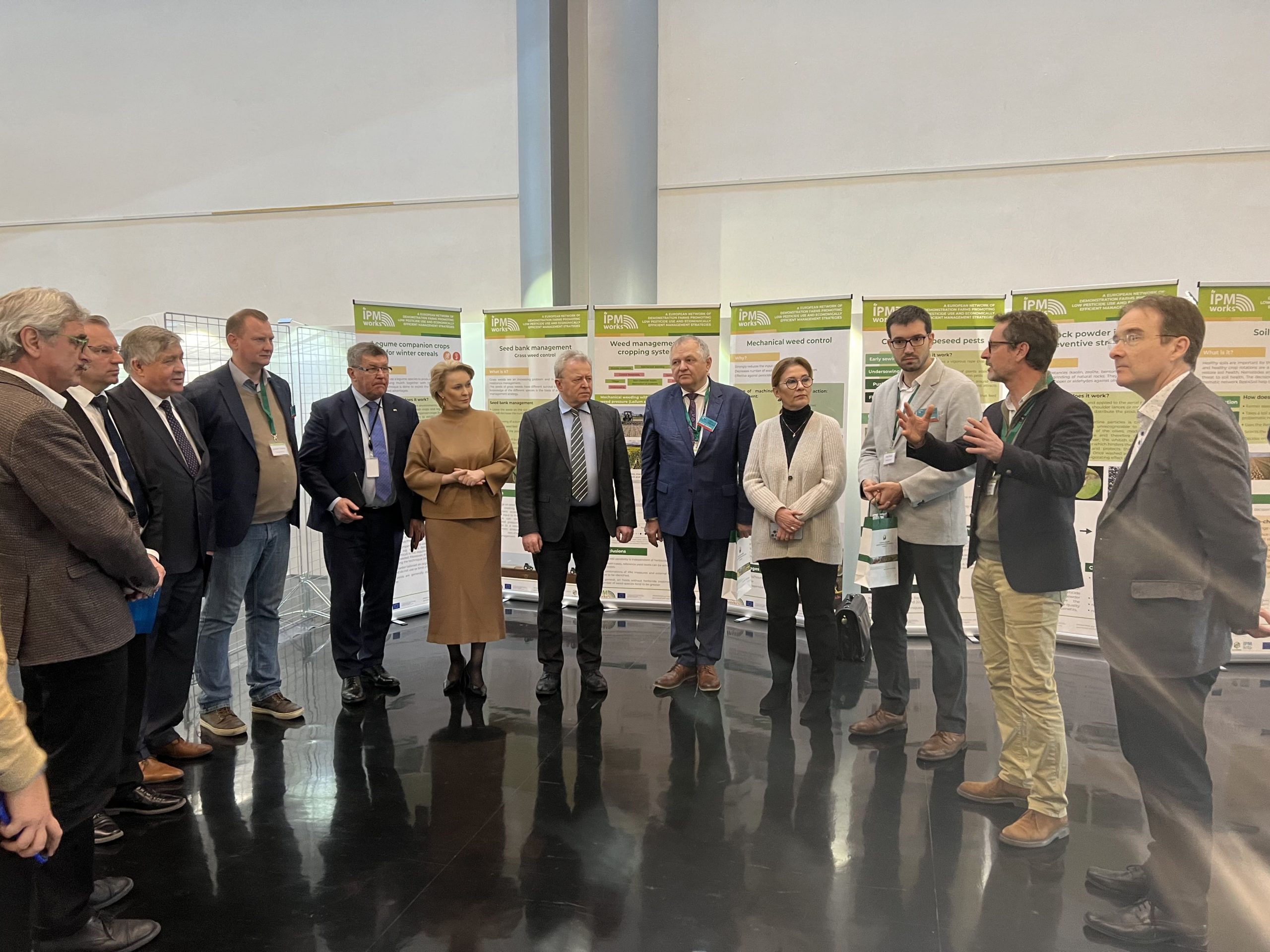 El CIHEAM Zaragoza organiza una exposición en el Parlamento Europeo en el marco del proyecto IPMWORKS