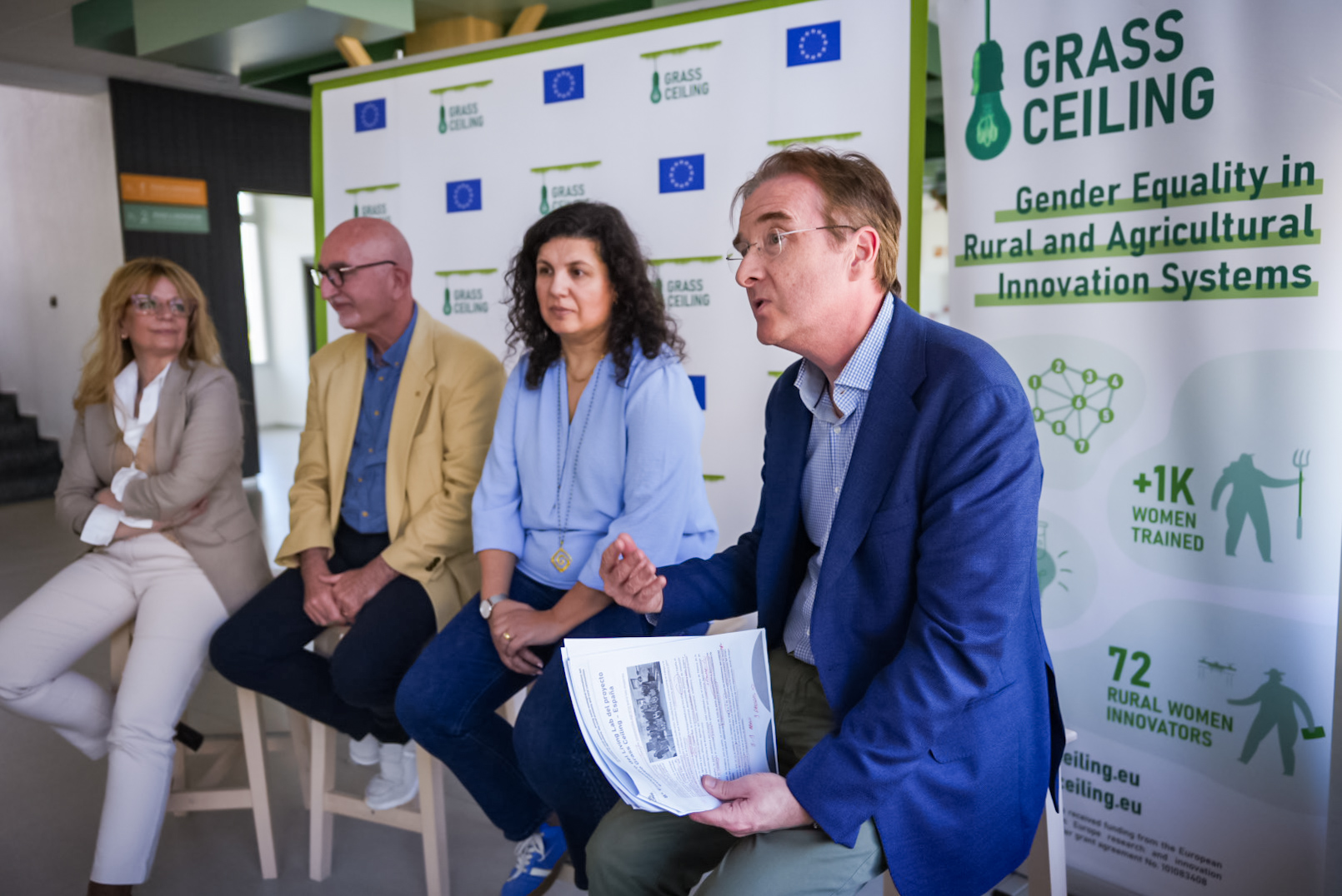 La escasez de infraestructuras rurales, la falta de liderazgo femenino o la excesiva burocracia del sector agrario: grandes retos para la mujer emprendedora rural